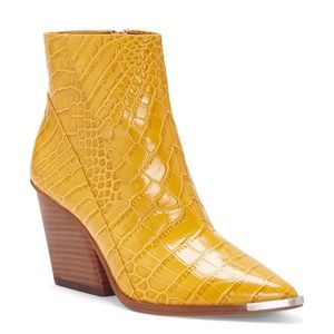 Vince Camuto Anikah Yellow Pointy Bootie (8)